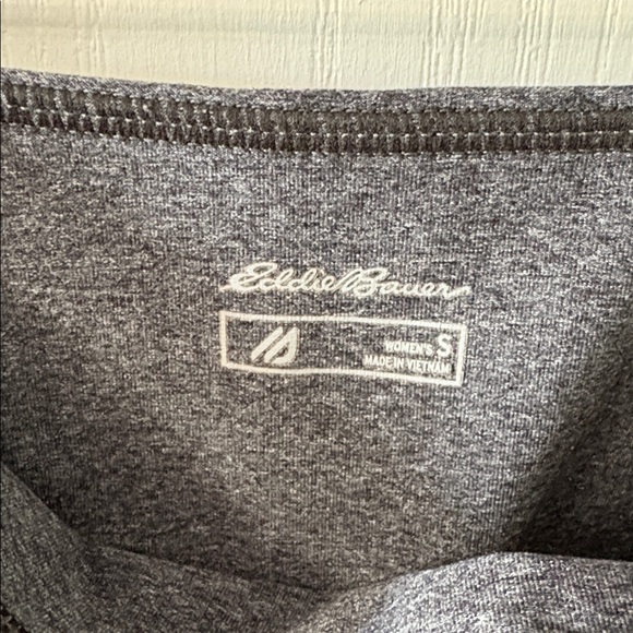 Eddie Bauer Charcoal Leggings with Zipper Pockets - Picture 5 of 5